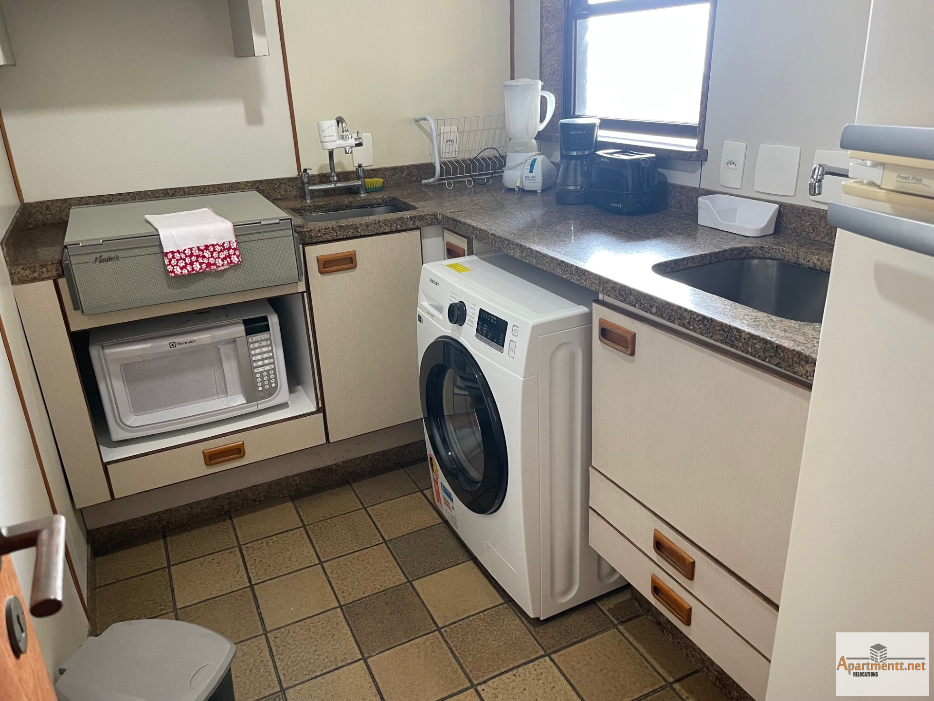 Tiffany's Ipanema Flats 1006